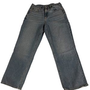 AE Strigid Curvy 90’s Straight Jean Size 10